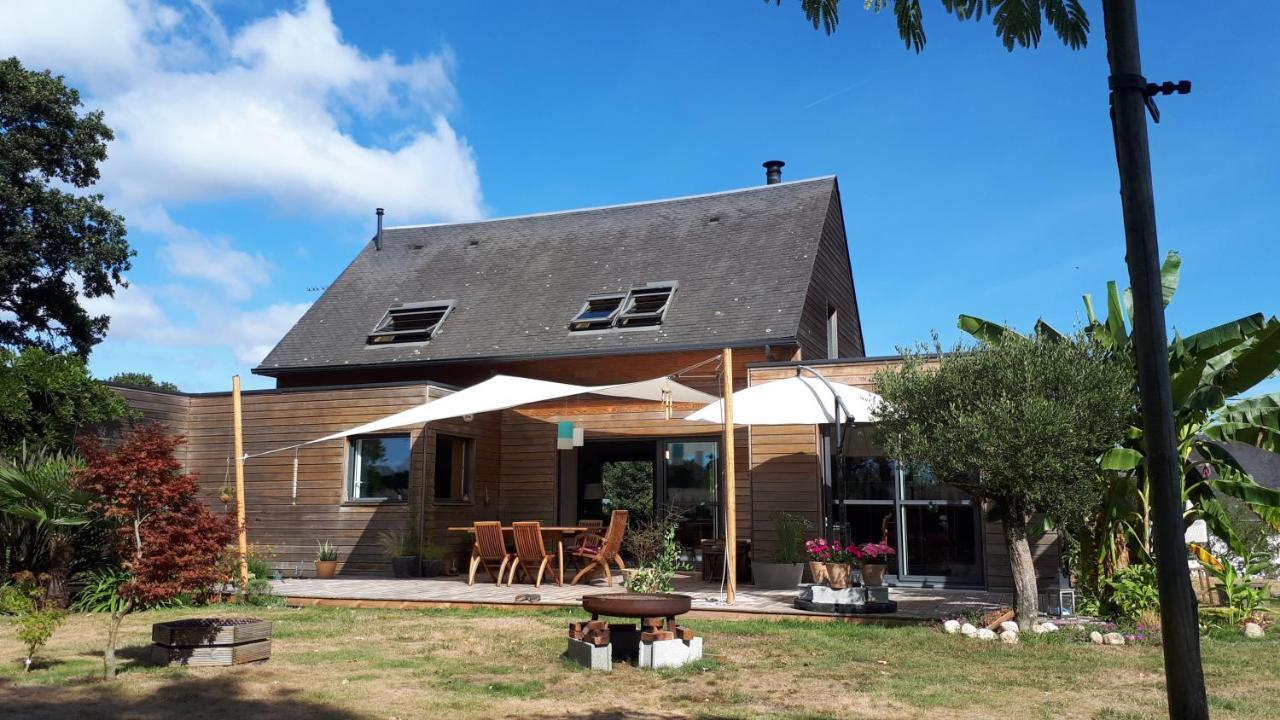 Bed and Breakfast L'Oustaou Du Bodo Ambon Exterior foto
