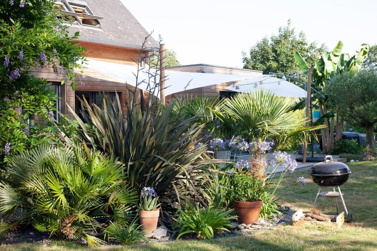 Bed and Breakfast L'Oustaou Du Bodo Ambon Exterior foto