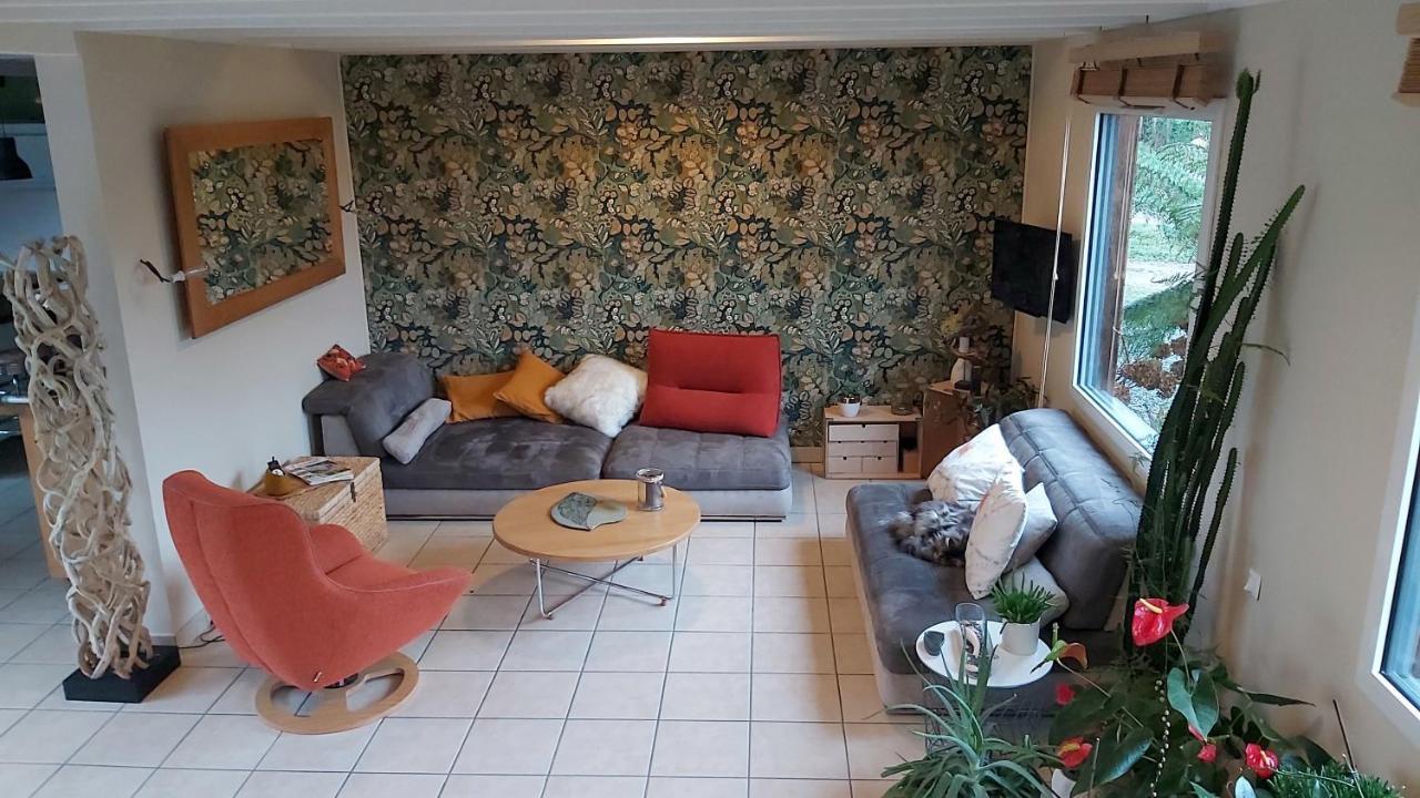 Bed and Breakfast L'Oustaou Du Bodo Ambon Exterior foto